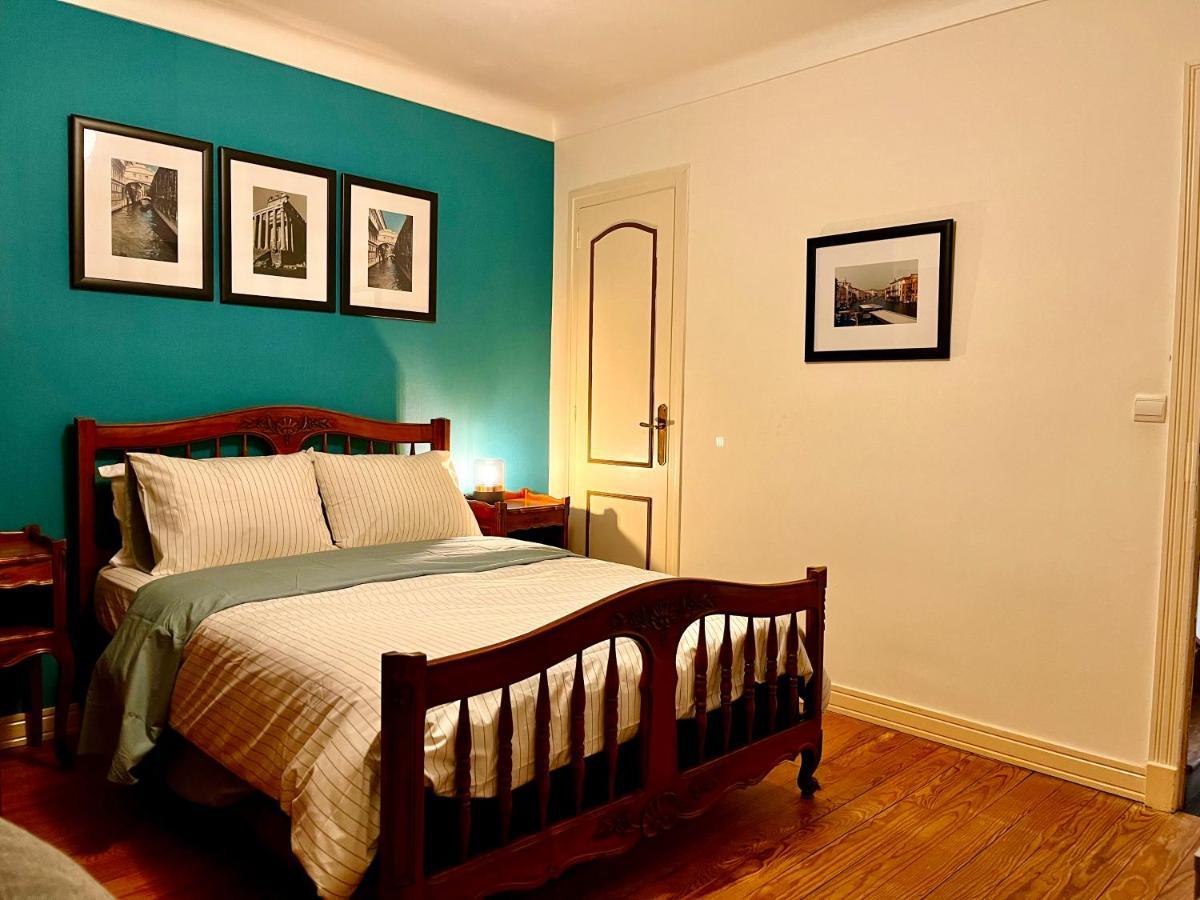 Private Rooms & Bath Tonneins Exterior photo